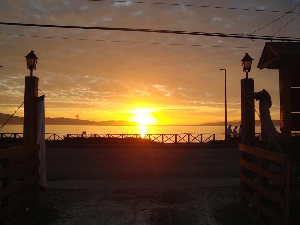 Hostal Vista Al Mar Hct Ancud Ngoại thất bức ảnh