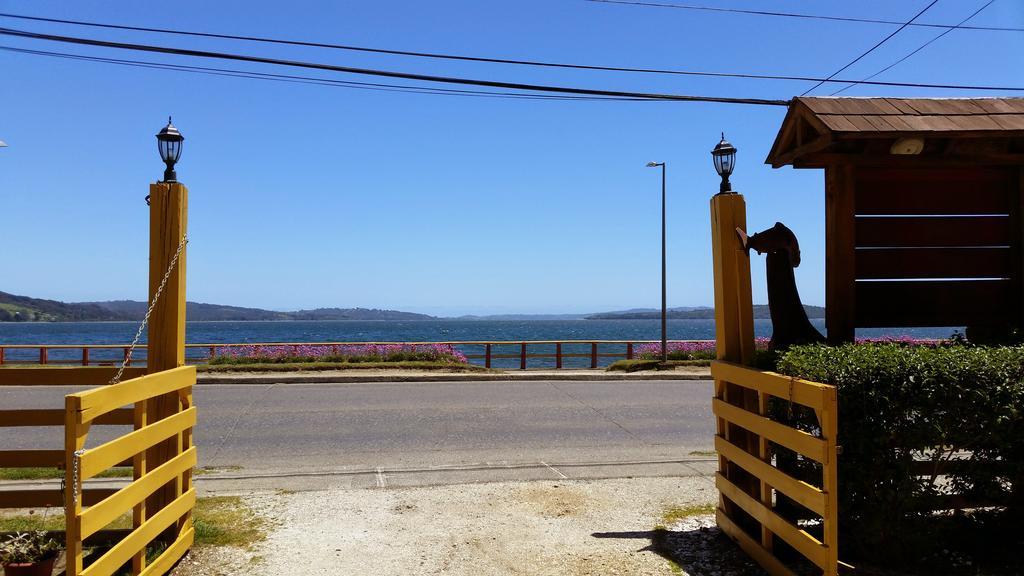 Hostal Vista Al Mar Hct Ancud Ngoại thất bức ảnh