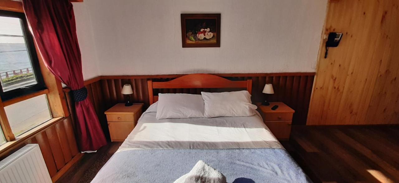 Hostal Vista Al Mar Hct Ancud Ngoại thất bức ảnh