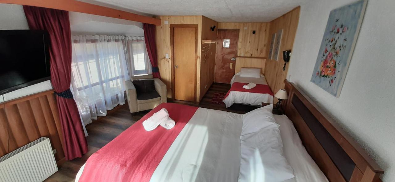 Hostal Vista Al Mar Hct Ancud Ngoại thất bức ảnh