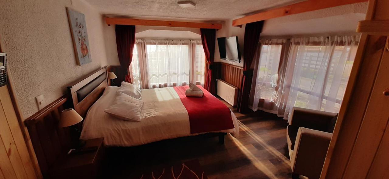 Hostal Vista Al Mar Hct Ancud Ngoại thất bức ảnh